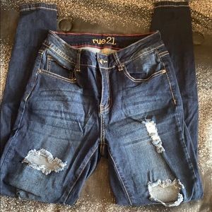 Rue 21 high rise jeggings distressed.